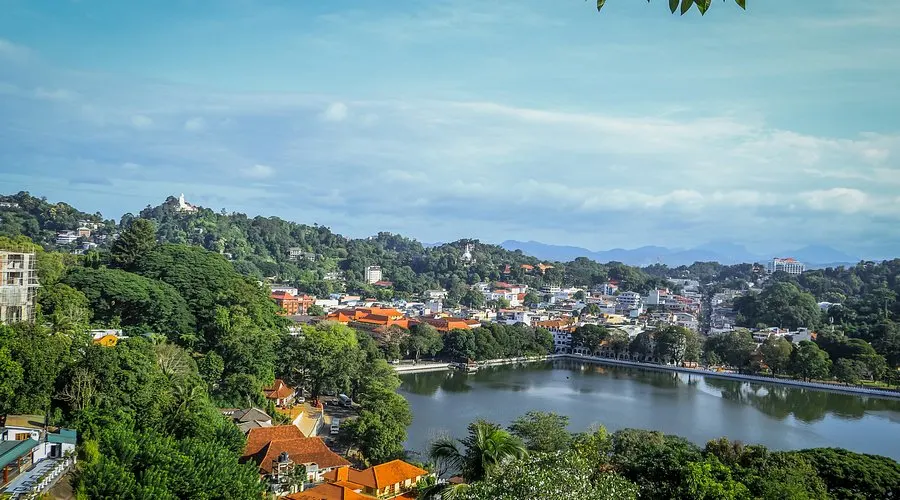 Sri Lanka Kandy and Tea Country Tour